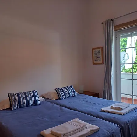 Del Rei Pool * Amoreira