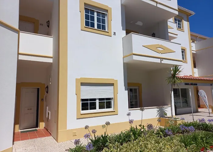 Del Rei Pool * Amoreira (Leiria)